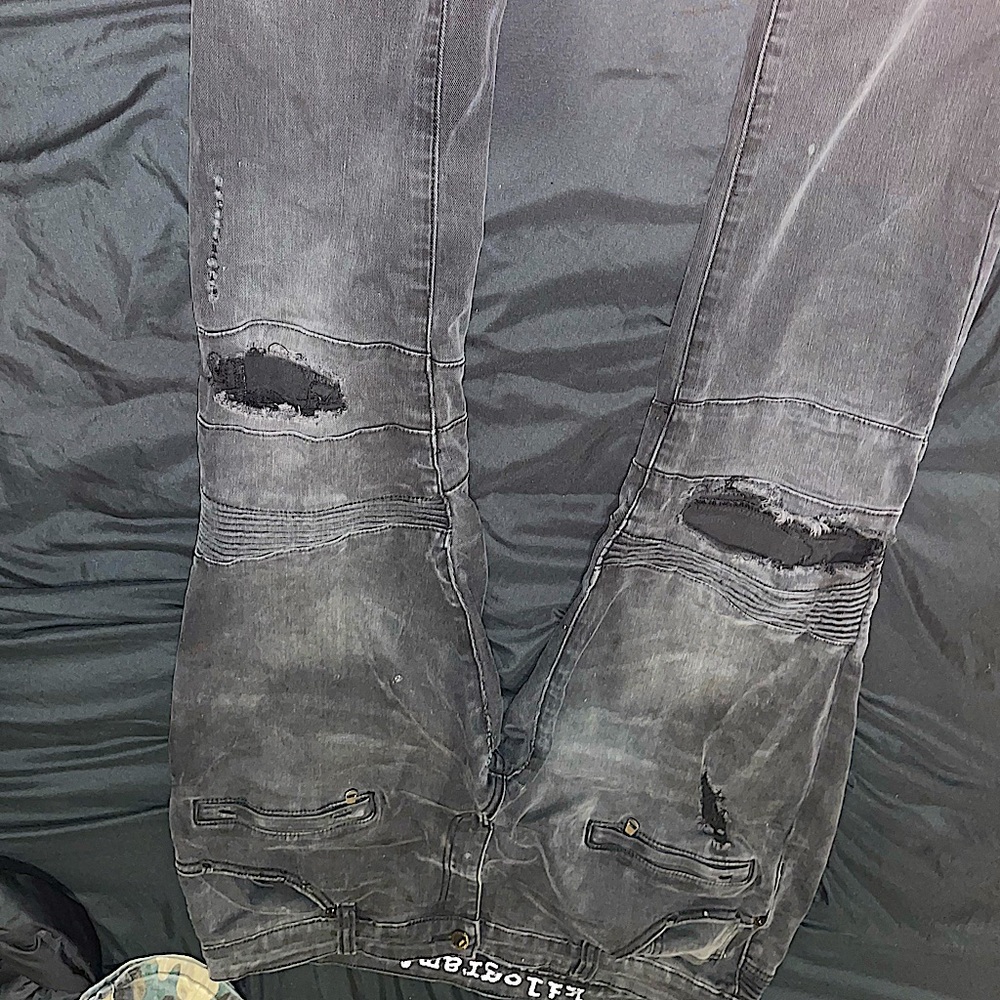 BLACK DENIM JEANS